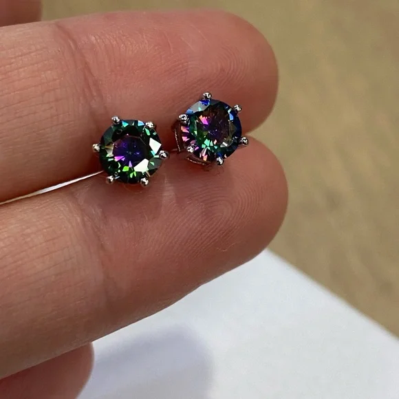Mystic topaz rainbow crystal stud earrings - Picture 5 of 8